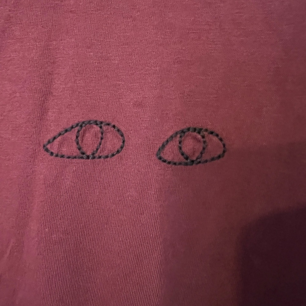 Burgundy Clare V t-shirt with embroidery eye size M - Picture 3 of 6